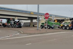 Driver Of 18-Wheeler Dead After Falling Off Texas Overpass