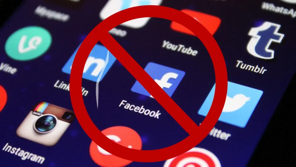 Proposed Restriction on Social Media Access for Florida Teens Under 16 Sparks Controversy