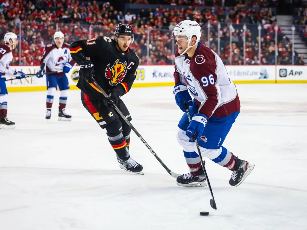 Avalanche Cruise Past Flames 6-2 as Rantanen Shines