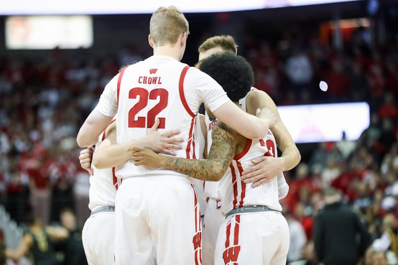 Ohio State Secures Victory Against Wisconsin in Thrilling First Round of the Big Ten Tournament