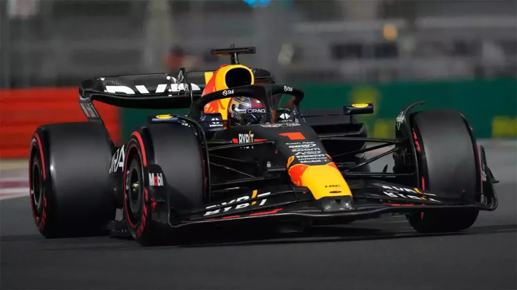 Verstappen Secures Pole, Sainz Surprises with Front Row in F1 Australian GP