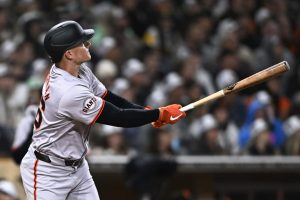 Chapman's Two Homers Propel Giants to Victory Over Padres