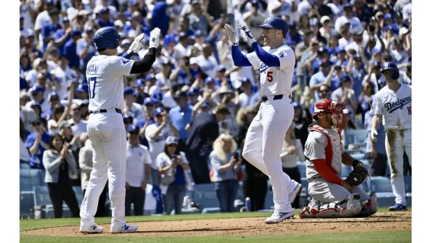 Dodgers' Mookie Betts Hits Fifth Home Run, Leads Team to Victory Against Giants