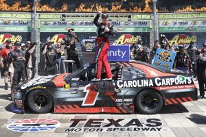 Dramatic Finish at Texas Motor Speedway: Sam Mayer Claims Victory