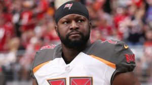 Former NFL Player Gosder Cherilus Arrested for Allegedly Urinating on Elderly Woman During Delta Flight