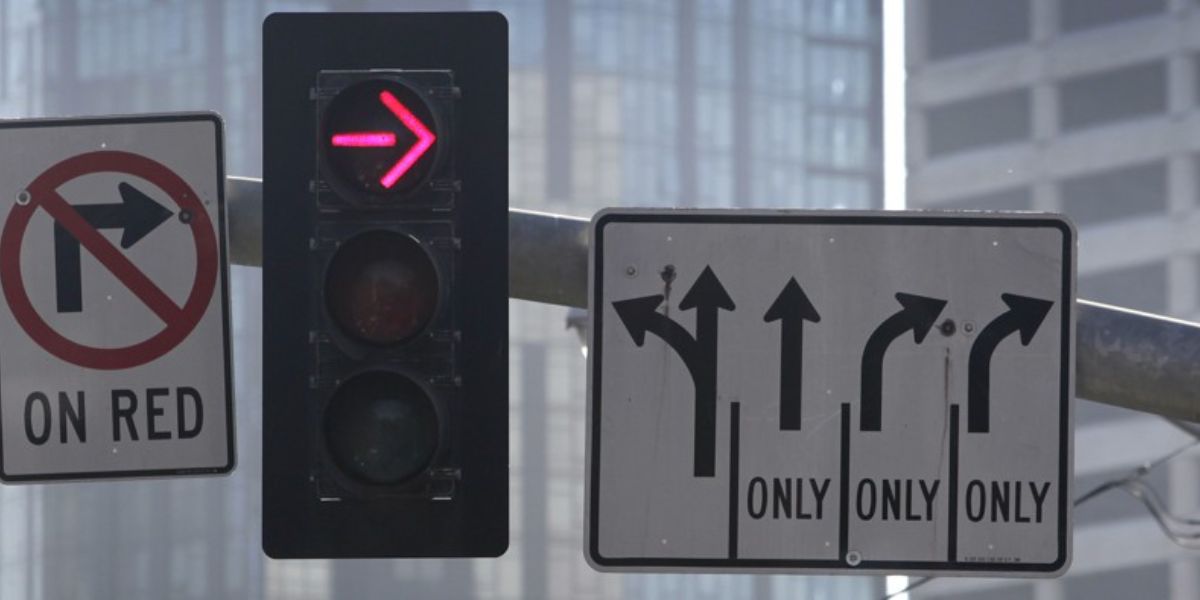 2025 Traffic Update The Right Turn on Red Law in New York—What’s New