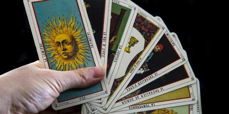 New Story! 2025 Tarot Year Card: How to Prepare for the Year Ahead