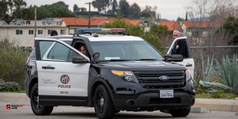 Los Angeles Police Chase Escalates as Dirt Bikers and ATVs Join the Chase with Suspect