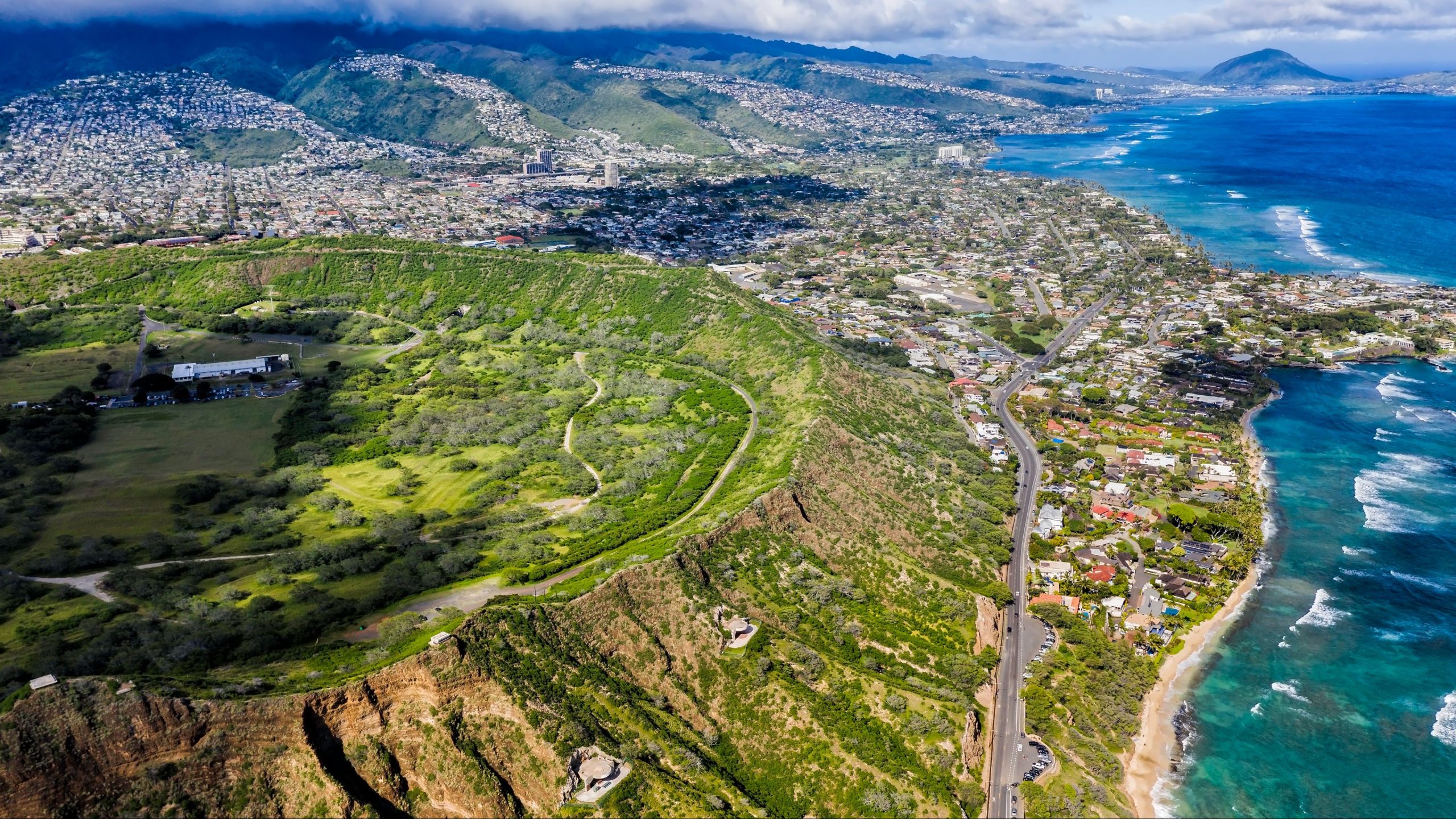 A Detailed Look at Hawaii’s Right of Way Laws