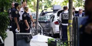 Police Alert Purse-Snatching Crew Strikes Women on New York's Upper East Side