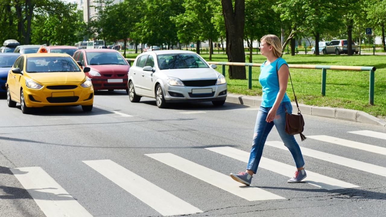 A Detailed Look at North Dakota’s Right of Way Laws!