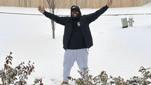 Florida Resident Experiences Snow for the First Time, Embraces Childhood Joy!