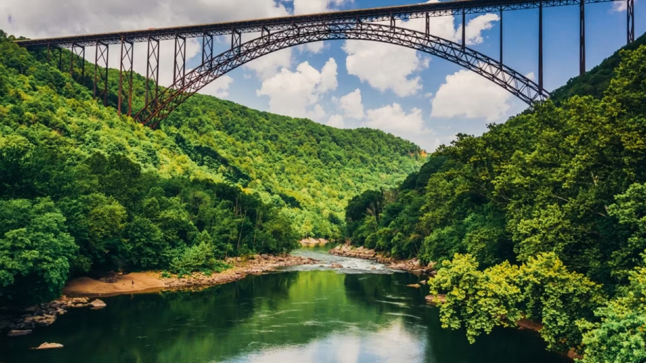 Hidden Gems: 8 Most Beautiful Places in West Virginia Revealed!