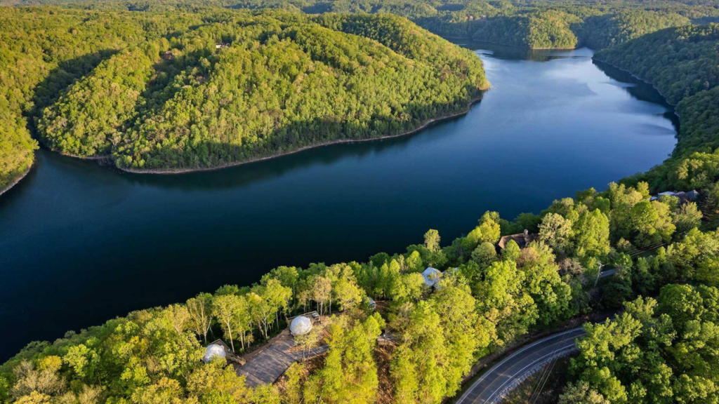 16 Best Lakes in Tennessee for a Peaceful Getaway You’ll Love