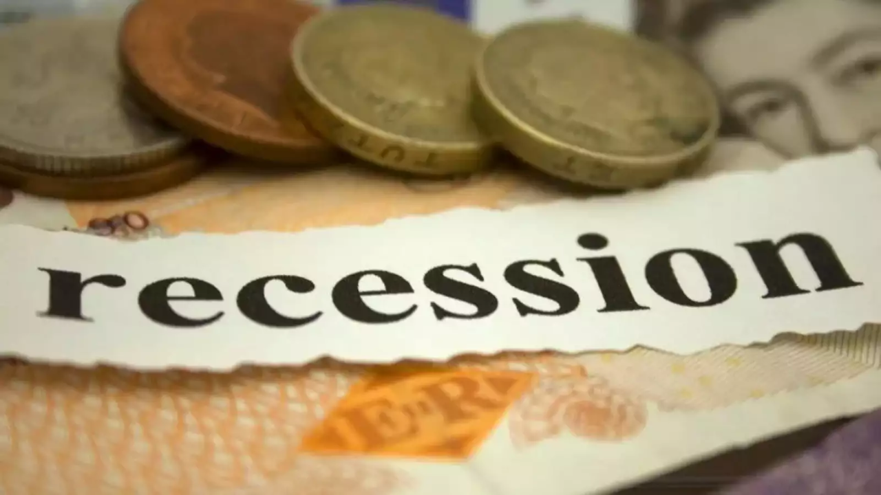 Is the US Headed for a Recession? 4 Major Warning Signs You Can’t Ignore!