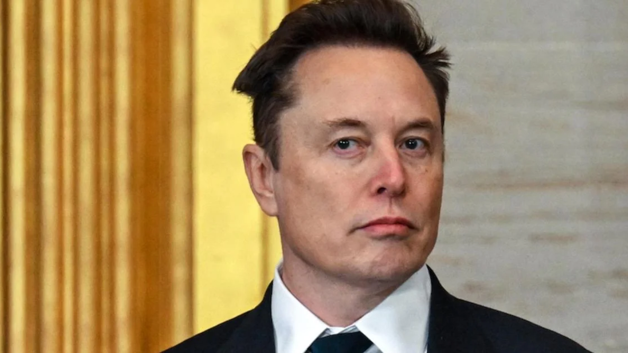 Elon Musk Targets Social Security Cuts, Claims Massive Fraud Behind Benefits!