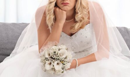 Bride Excludes Sister From Wedding Over “Flirty Behavior” With Groom