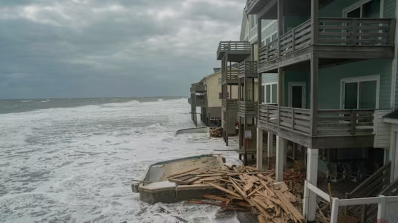 Carolinas on Alert for Flooding and Beach Erosion as Powerful Nor’easter Forms