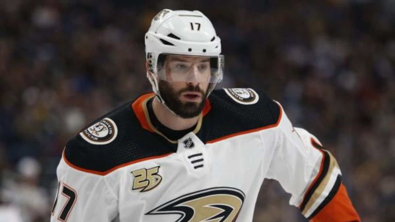 Former NHL Player Kesler Suspended from Coaching After Sex Crime Charge