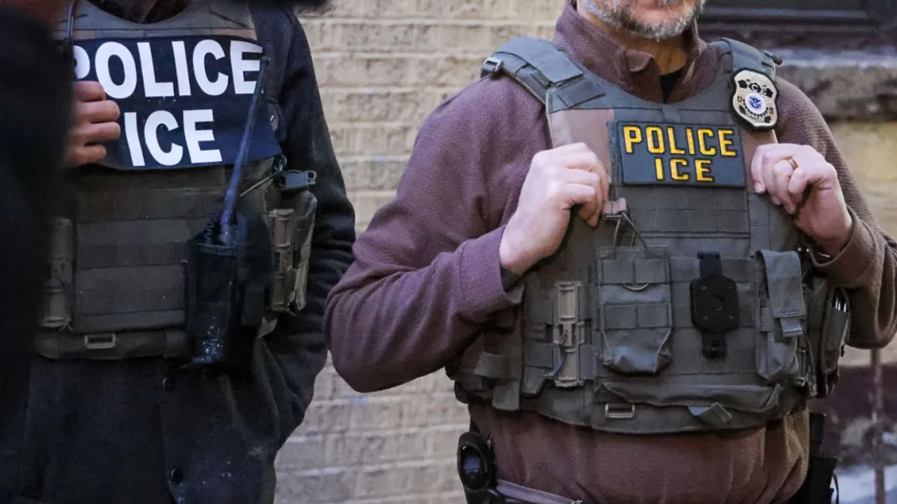 ICE Agents in New York Go Viral After “Skin Tone Chart” Accusations — But the Truth Was Very Different