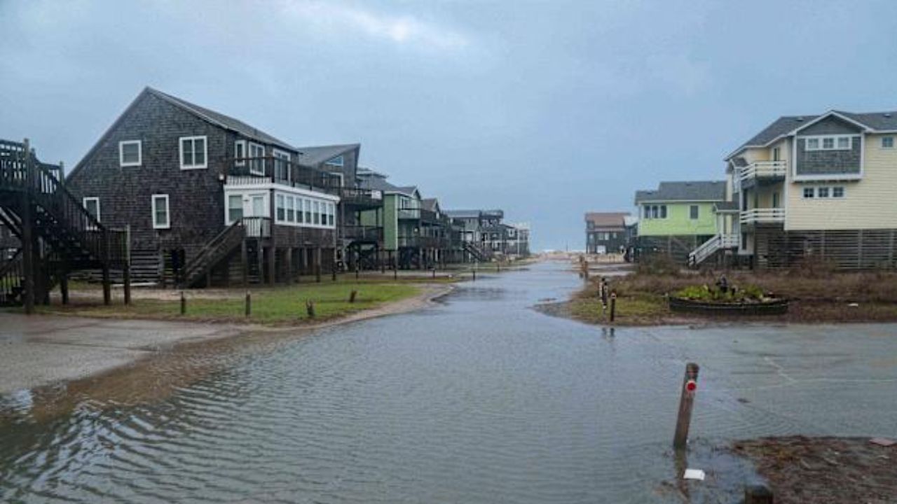 Western Alaska Faces Destructive Flooding and 100 mph Winds as Typhoon Halong’s Remnants Trigger Statewide Emergency
