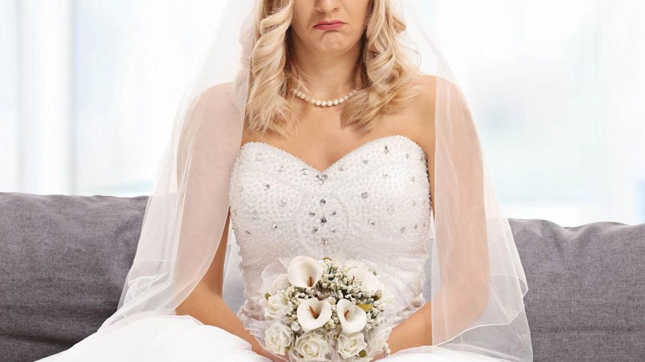 Couple’s Dream Wedding Turns Into Nightmare After Airbnb Venue Found Crawling with Ants and No Utilities